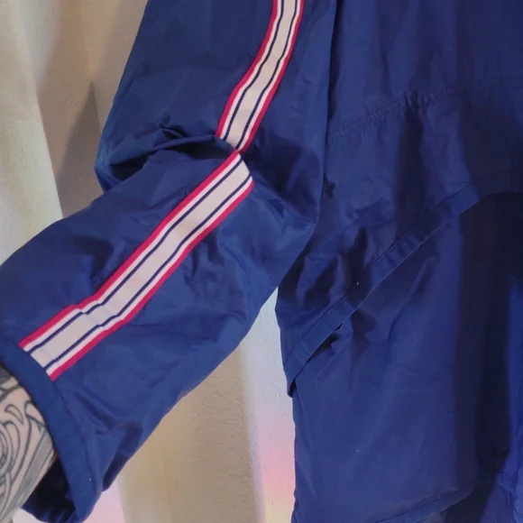 Vintage Patriots NFL brand windbreaker - Picture 5 of 8